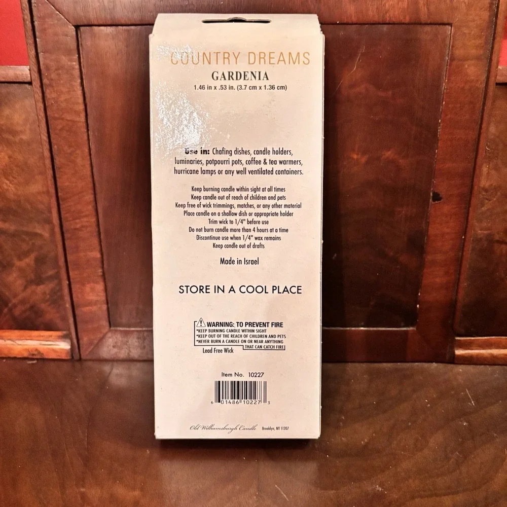 Country Dreams Gardenia Tea Lights Old Williamsburg Candle 10 Pack‎
